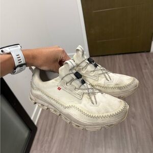 ON streetstyle shoes